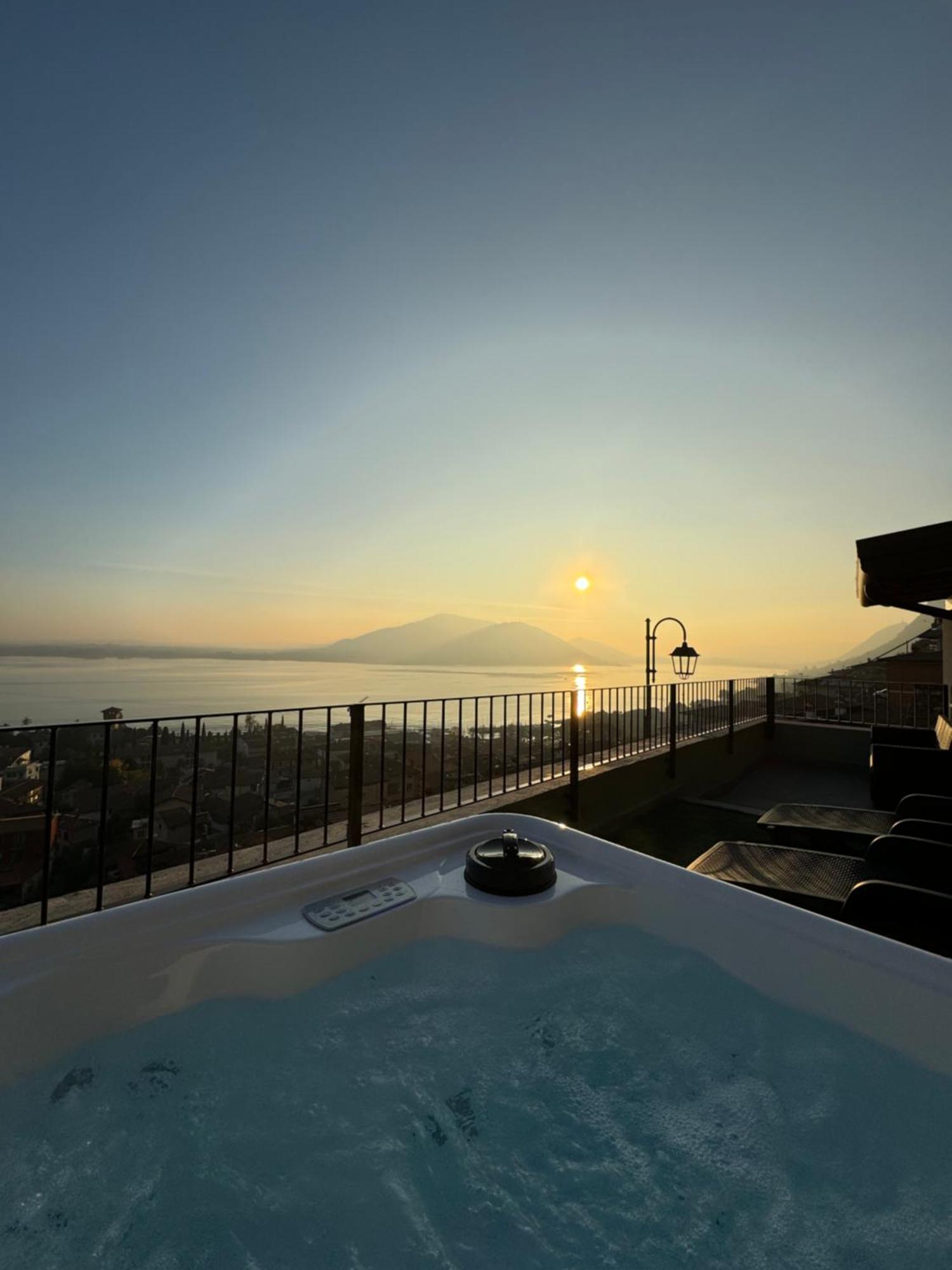 Terrazza Sulle Mura Predore Exteriér fotografie